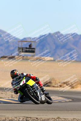 media/Jan-08-2022-SoCal Trackdays (Sat) [[1ec2777125]]/Turn 4 (1145am)/